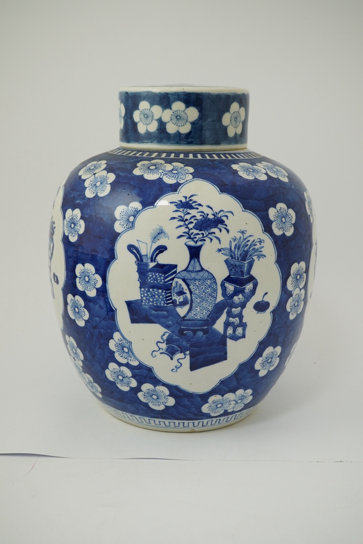 A large Chinese blue and white ‘Hundred Antiques’ jar and cover, late 19th century